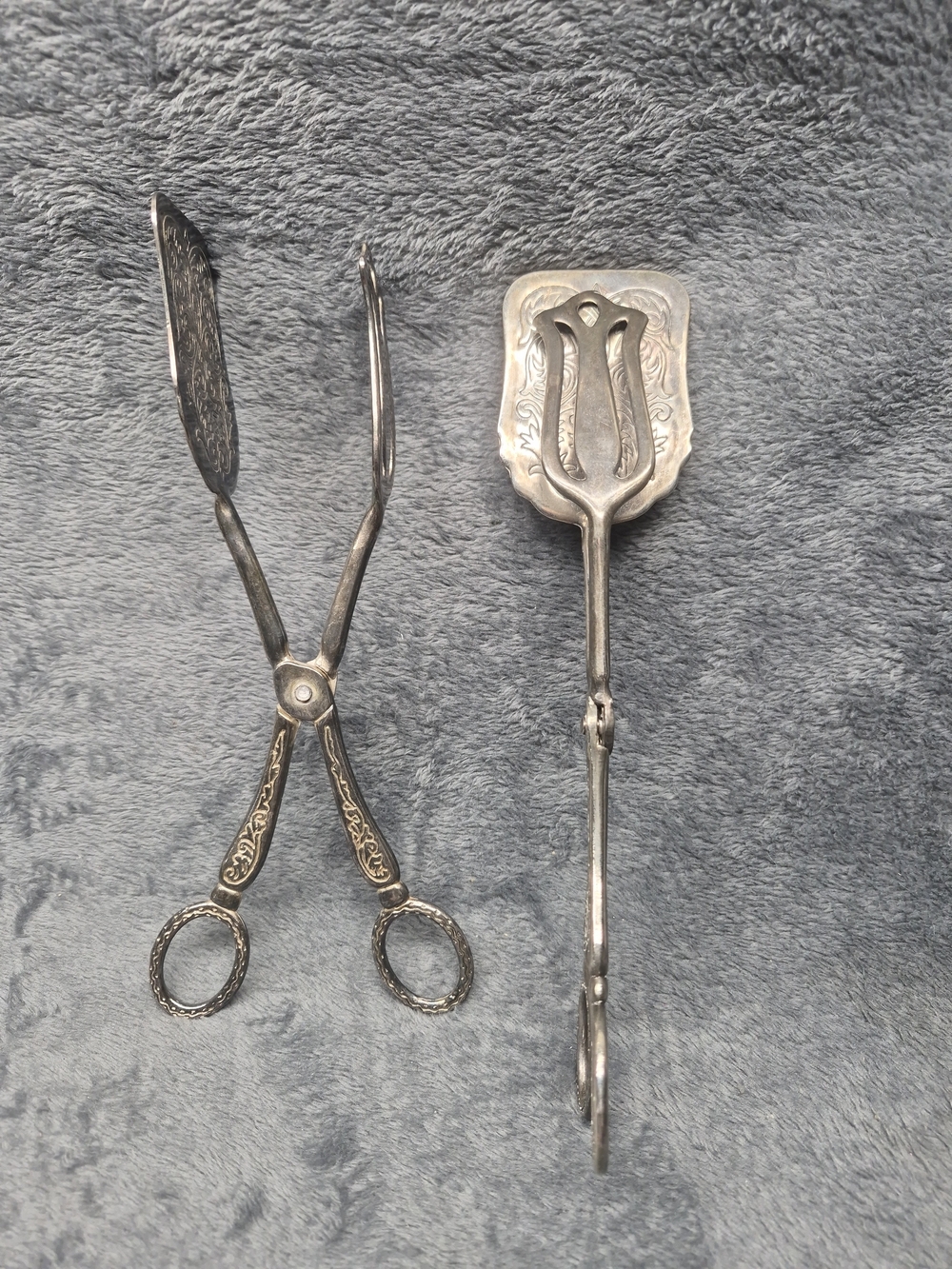 Vintage Silver-Plated Scissor Pastry Serving Tongs Ornate Floral 2 Pcs